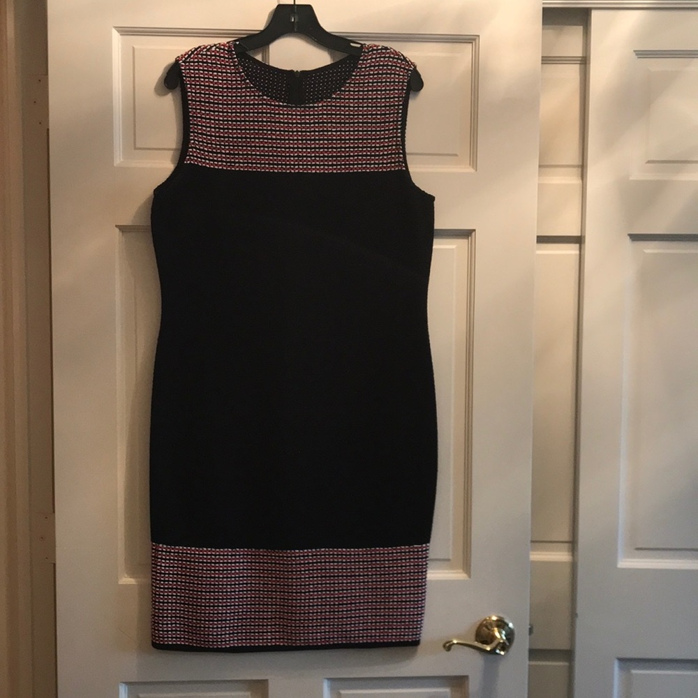 Sleeveless dress